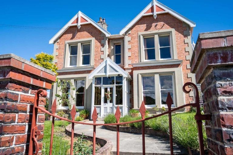 Photo of property in 12a Colonsay Street, Lawrence, 9532
