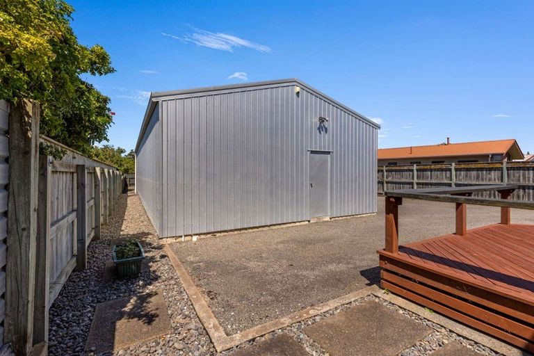 Photo of property in 75 Gonville Avenue, Gonville, Whanganui, 4501