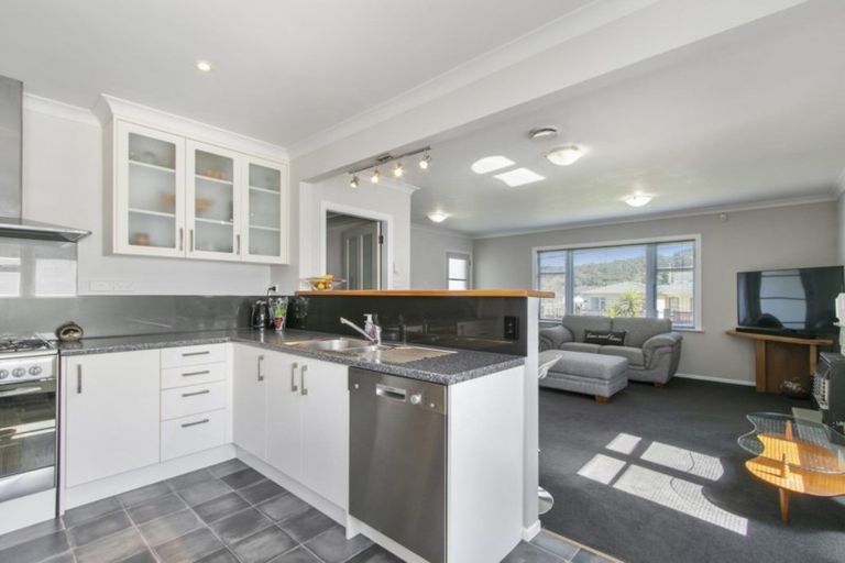 Photo of property in 88 Frederick Street, Wainuiomata, Lower Hutt, 5014