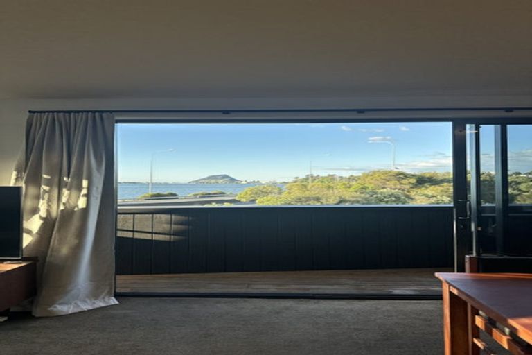 Photo of property in 7/144 Third Avenue, Tauranga, 3110