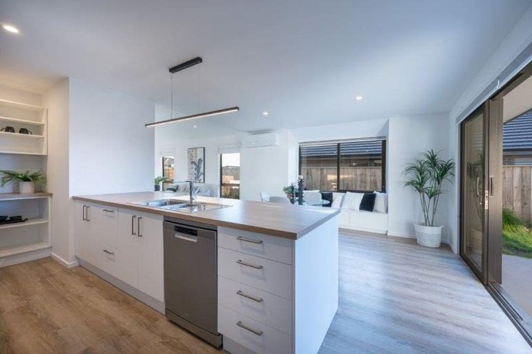 Photo of property in 8 Esher Lane, Richmond, 7020