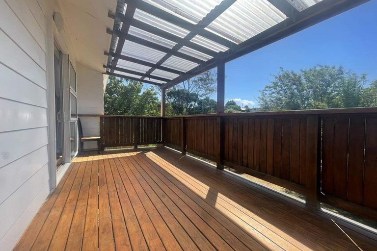 Photo of property in 85 Taurus Crescent, Beach Haven, Auckland, 0626