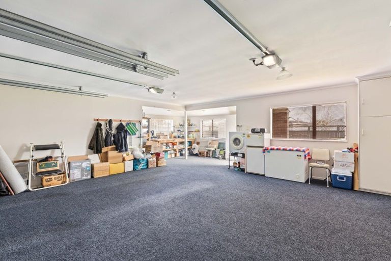 Photo of property in 151 Heta Road, Highlands Park, New Plymouth, 4312