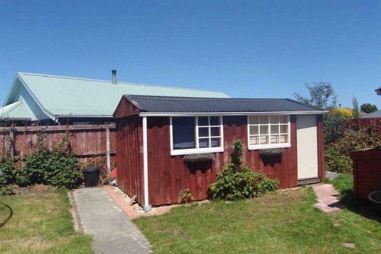 Photo of property in 24 Ottawa Road, Wainoni, Christchurch, 8061