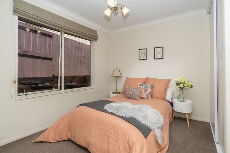 Photo of property in 18 Barrington Drive, Huntington, Hamilton, 3210