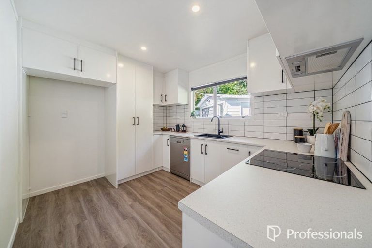 Photo of property in 13 Christchurch Crescent, Kelson, Lower Hutt, 5010