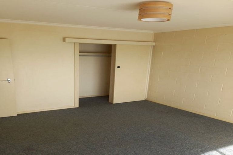 Photo of property in 6/6 Russell Street, Feilding, 4702