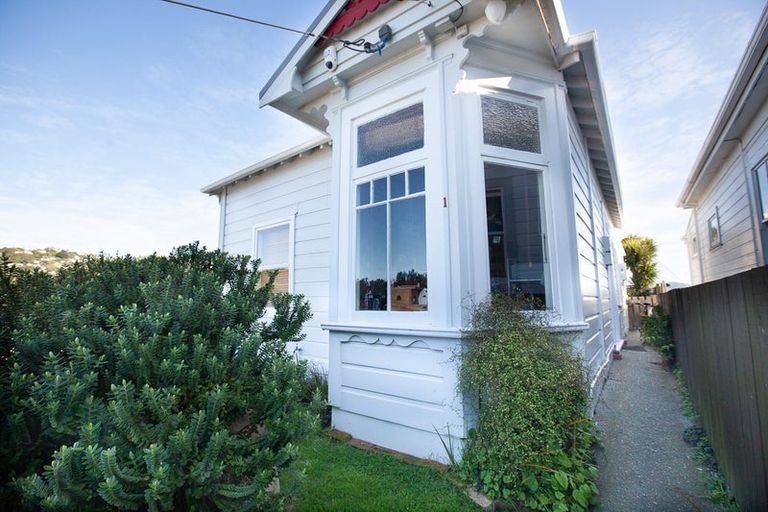 Photo of property in 1 Glendavar Street, Berhampore, Wellington, 6023