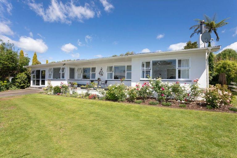 Photo of property in 25 Ries Street, Dannevirke, 4930