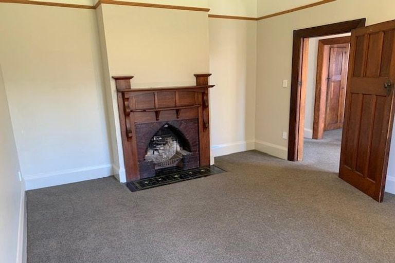 Photo of property in 17 Lyndon Street, Riccarton, Christchurch, 8011