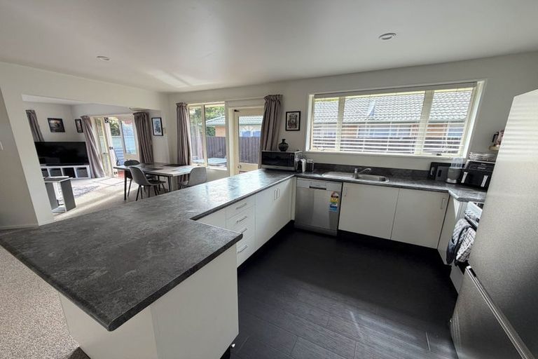 Photo of property in 3/11 Grove Road, Addington, Christchurch, 8024