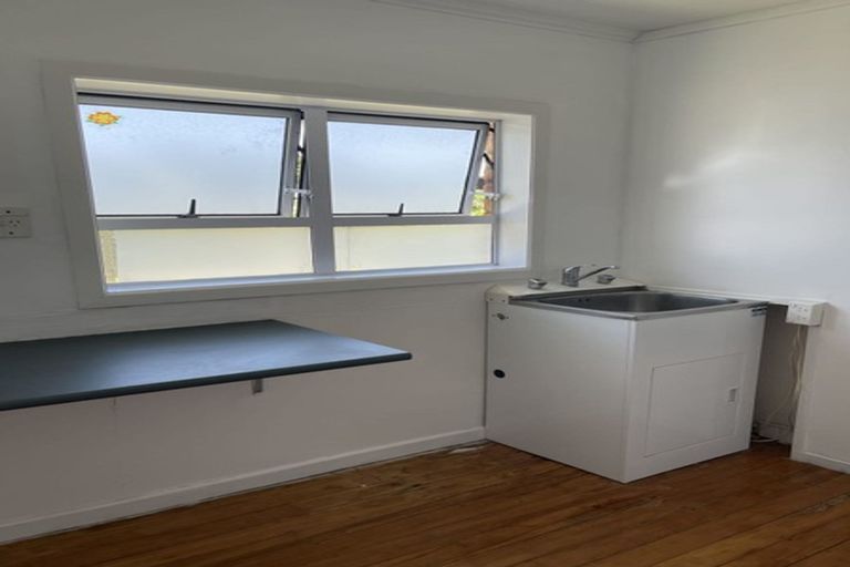 Photo of property in 12 Tristram Avenue, Forrest Hill, Auckland, 0620