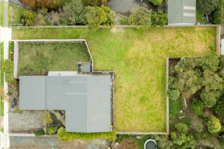 Photo of property in 11 Rimu Street, Waikanae, 5036