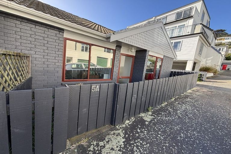Photo of property in 5a Duke Street, Mount Victoria, Wellington, 6011