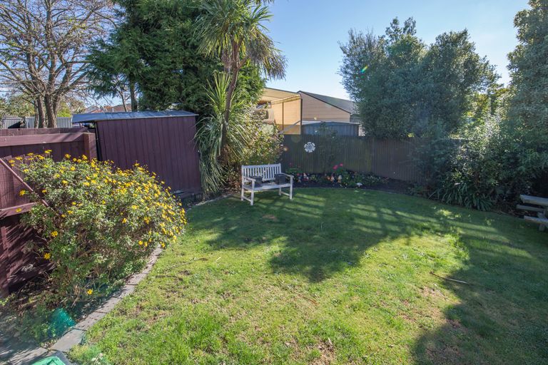 Photo of property in 276 Lake Terrace Road, Shirley, Christchurch, 8061