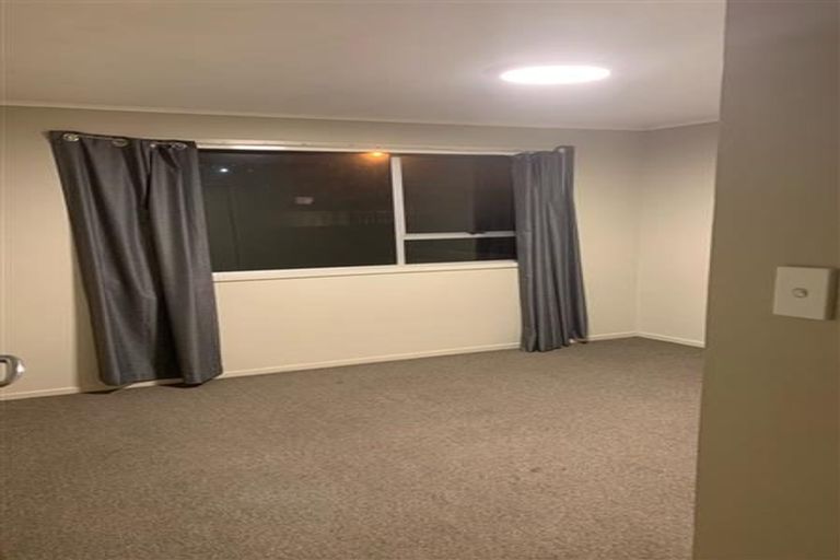 Photo of property in 3/152 Lincoln Road, Henderson, Auckland, 0610