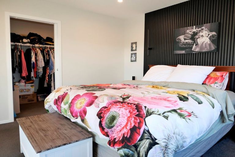 Photo of property in 5 Mahia Lane, Waikanae, 5036