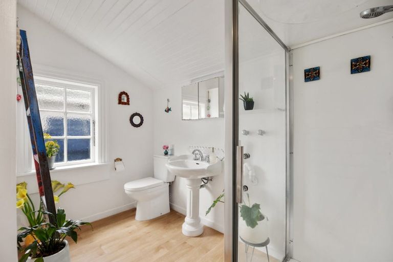 Photo of property in 5 Torless Terrace, Thorndon, Wellington, 6011