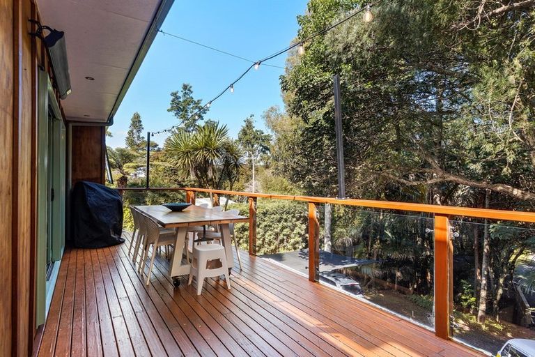 Photo of property in 89 Wood Bay Road, Titirangi, Auckland, 0604