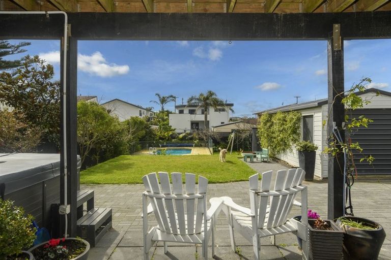 Photo of property in 1221 Papamoa Beach Road, Papamoa Beach, Papamoa, 3118