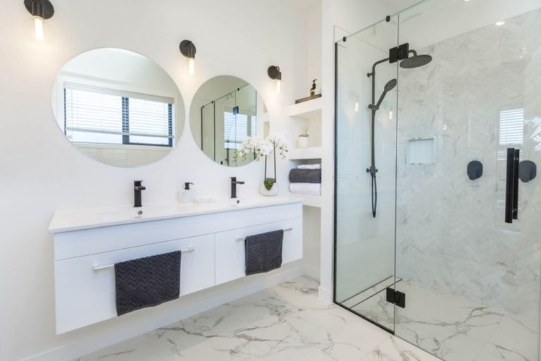 Photo of property in 7 Hopkirk Avenue, Wallaceville, Upper Hutt, 5018