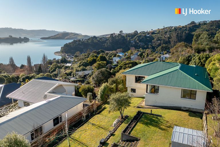 Photo of property in 30 Frances Street, Broad Bay, Dunedin, 9014