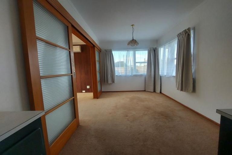 Photo of property in 244 Birkdale Road, Birkdale, Auckland, 0626