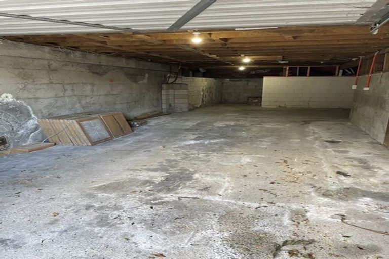 Photo of property in 8 Cardiff Street, Pukekohe, 2120