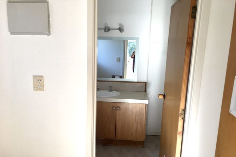 Photo of property in Cedar Court, 9/1 Ash Grove Circle, Haruru, 0204