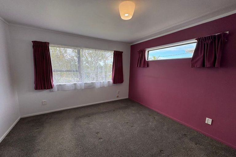 Photo of property in 1/60 Nikau Street, New Lynn, Auckland, 0600