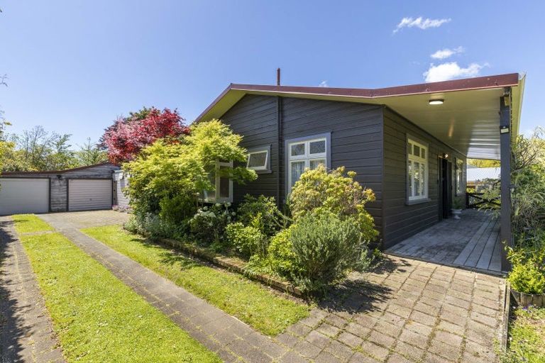 Photo of property in 6 Tawa Street, Inglewood, 4330