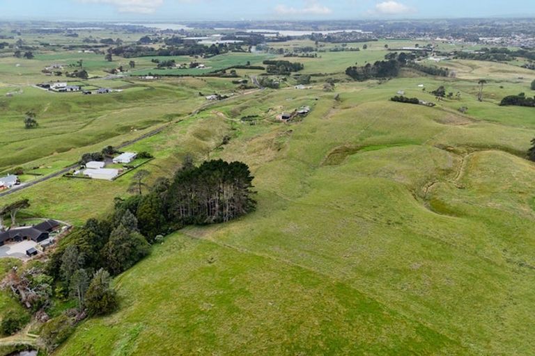 Photo of property in 49 Honey Road, Otaua, 2683