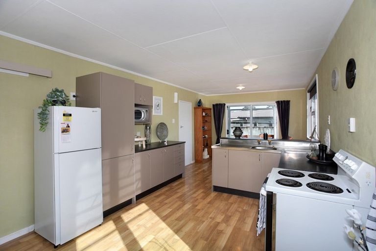 Photo of property in 6 Aorangi Street, Feilding, 4702