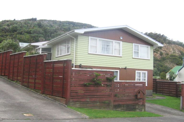 Photo of property in 49 Mulberry Street, Maungaraki, Lower Hutt, 5010