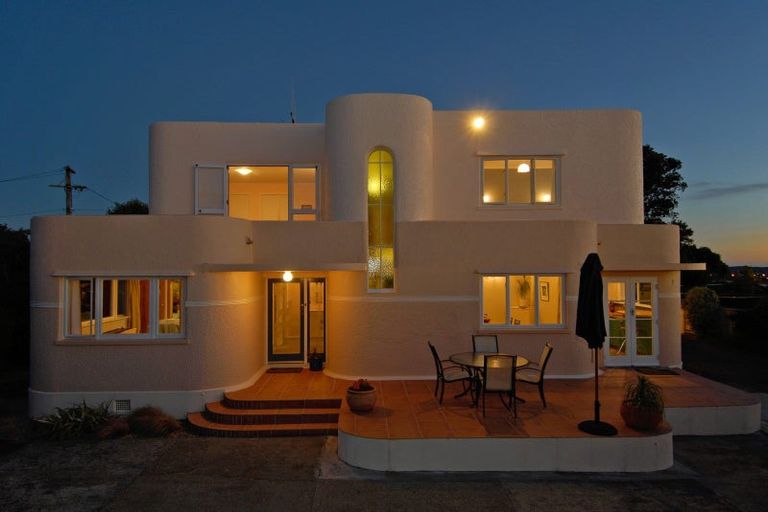 Photo of property in 12 Rawhiti Place, Saint Johns Hill, Whanganui, 4501