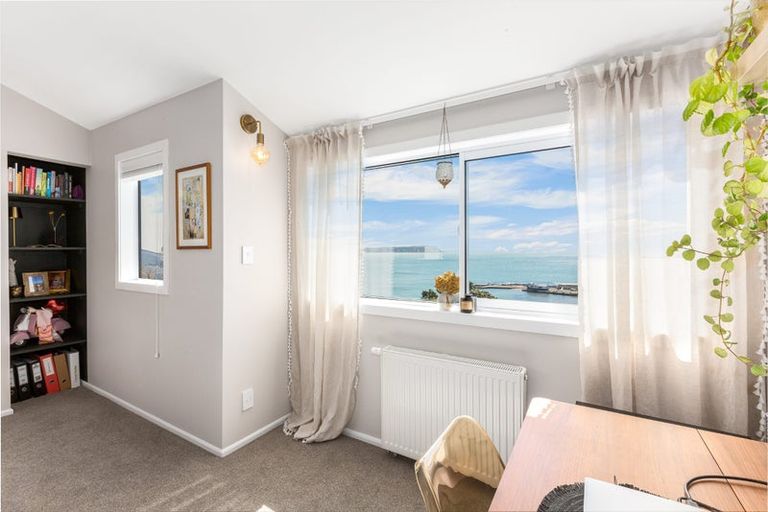 Photo of property in 120a Motuhara Road, Plimmerton, Porirua, 5026