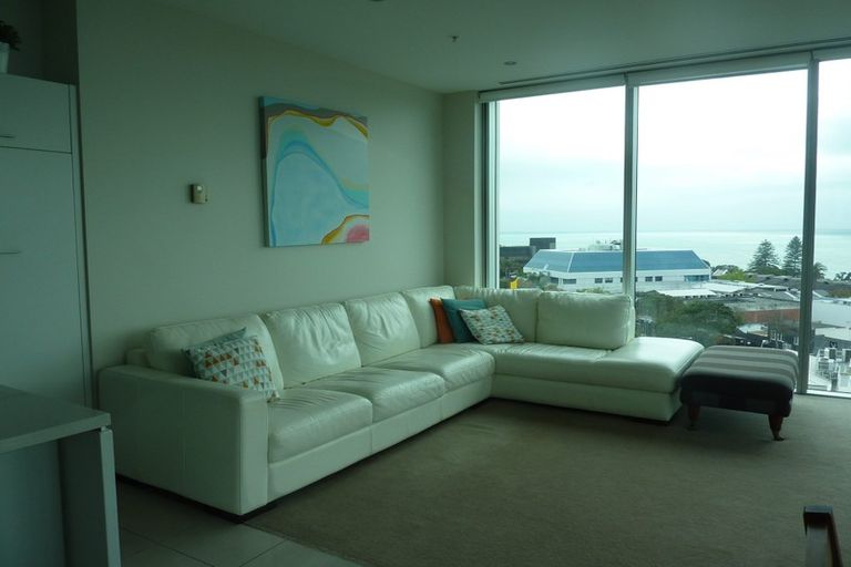 Photo of property in Sentinel Apartments, 803/3 Northcroft Street, Takapuna, Auckland, 0622