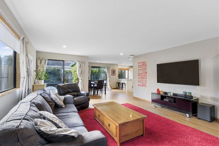 Photo of property in 1a/47 Ashgrove Terrace, Somerfield, Christchurch, 8024