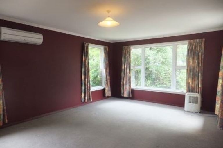 Photo of property in 16 Mclellan Place, Ilam, Christchurch, 8041