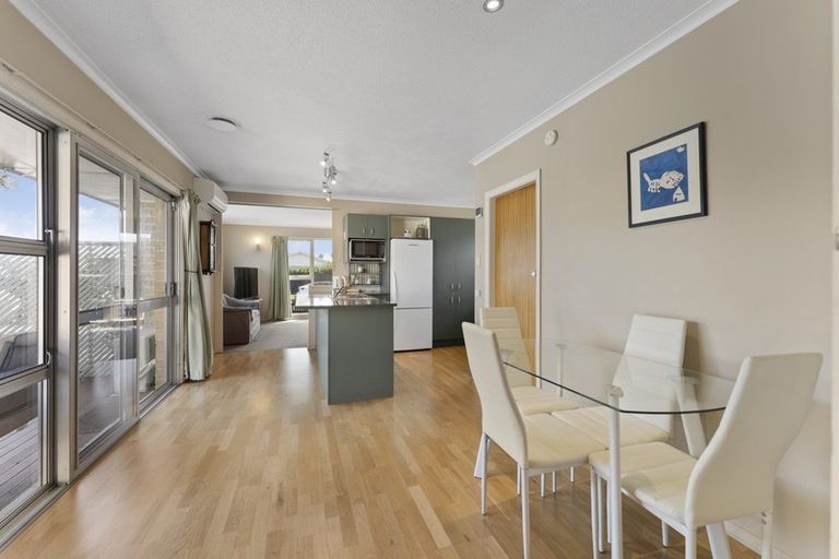 Photo of property in 74 Wingate Street, Redwood, Christchurch, 8051
