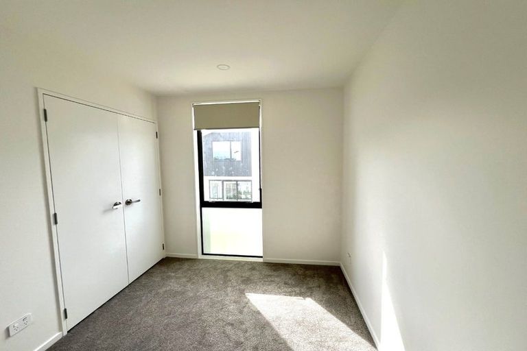 Photo of property in 13a Matterhorn Crescent, Northpark, Auckland, 2013