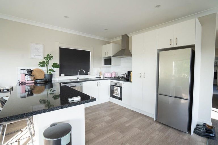 Photo of property in 3 Hoewaka Lane, Bell Block, New Plymouth, 4312