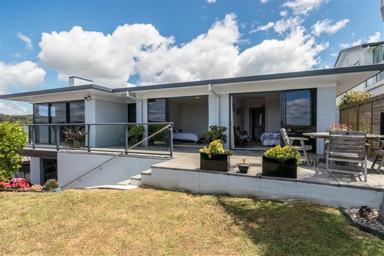 Photo of property in 12 Panorama Avenue, Paihia, 0200