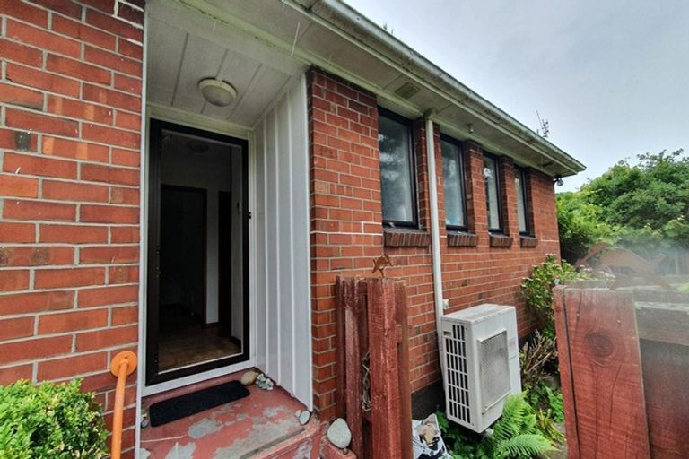 Photo of property in 44 Rowcliffe Crescent, Avonside, Christchurch, 8061