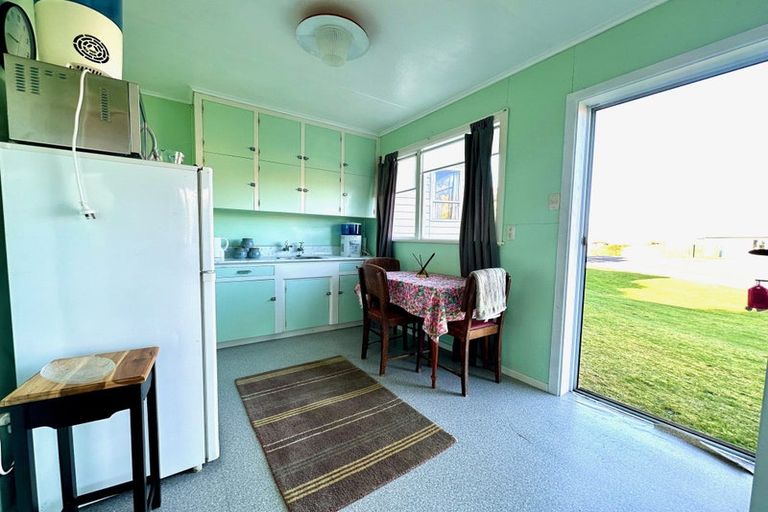 Photo of property in 14 Totara Street, Kaka Point, Balclutha, 9271