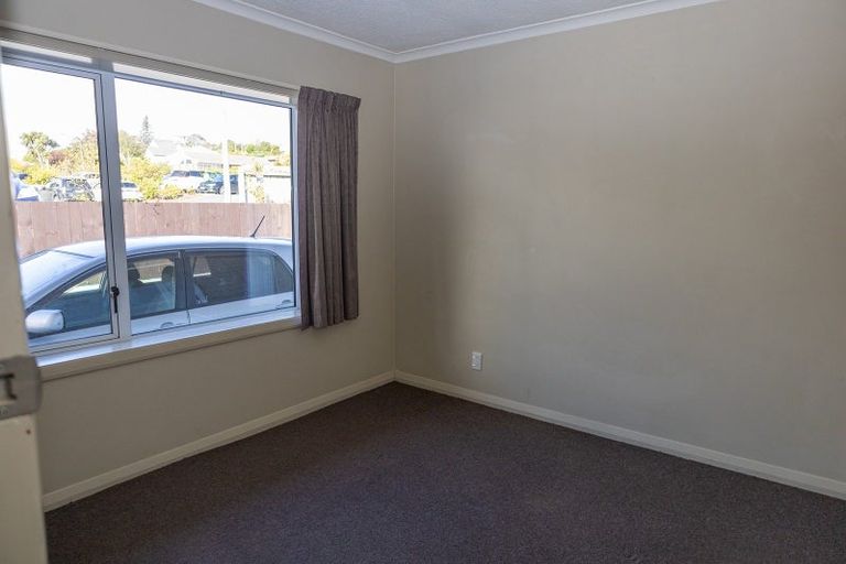 Photo of property in 214 Main South Road, Green Island, Dunedin, 9018