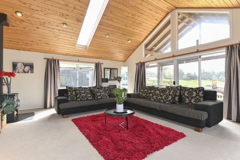 Photo of property in 1405 Taihape Road, Sherenden, Hastings, 4179