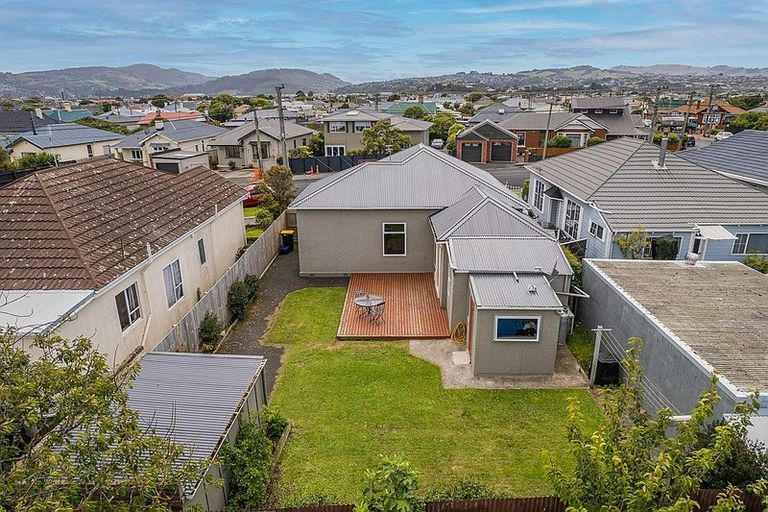 Photo of property in 5 Hargest Crescent, Saint Kilda, Dunedin, 9012
