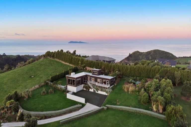 Photo of property in 10 Poets Corner Road, Waihi, 3681