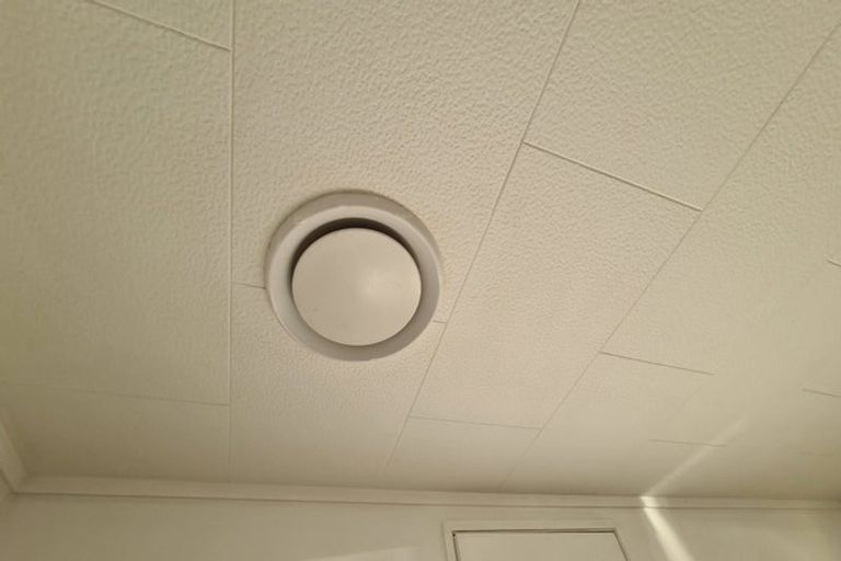 Photo of property in 1/23 Landow Place, Henderson, Auckland, 0612